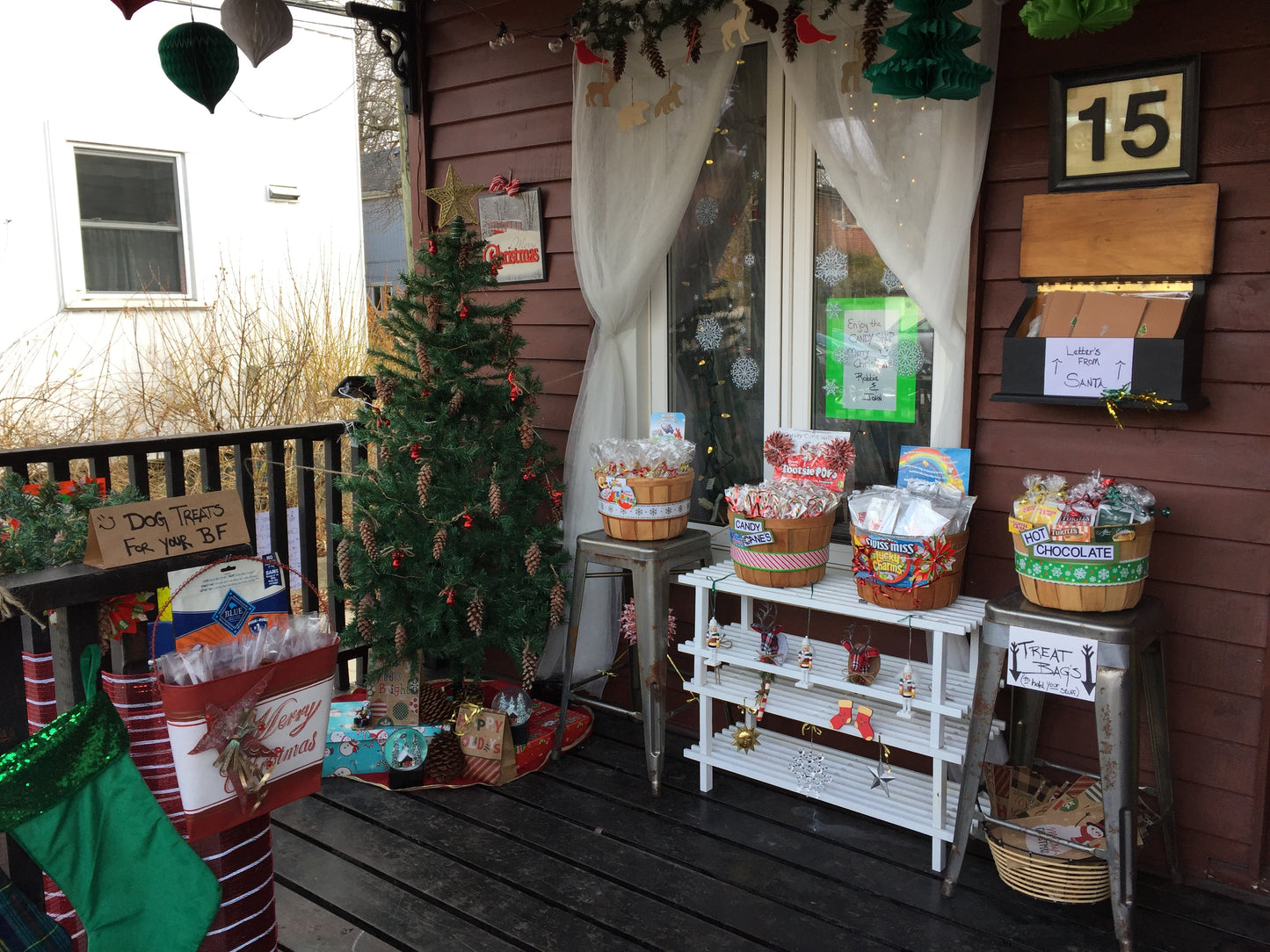 Muggle Mondays: Dolores Umbridge Cat Plate Craft Night